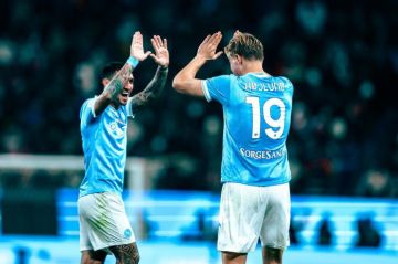 موعد نهائي السوبر الإيطالي بين نابولي وبولونيا