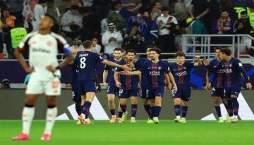 باريس سان جيرمان يهزم فلامنغو بركلات الترجيح ويتوج بلقب كأس القارات للأندية باريس سان جيرمان يهزم فلامنغو بركلات الترجيح ويتوج بلقب كأس القارات للأندية