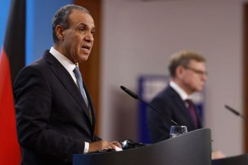 مصر تدعو لضرورة تنفيذ المرحلة الثانية من خطة ترامب بشأن غزة مصر تدعو لضرورة تنفيذ المرحلة الثانية من خطة ترامب بشأن غزة