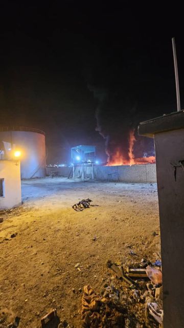 السعودية تعلن استهداف أسلحة إماراتية في ميناء المكلا السعودية تعلن استهداف أسلحة إماراتية في ميناء المكلا