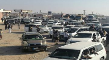 حشود شعبية تزحف نحو سيئون تجديدا لتفويض الرئيس الزبيدي ورفضا للوصاية الخارجية