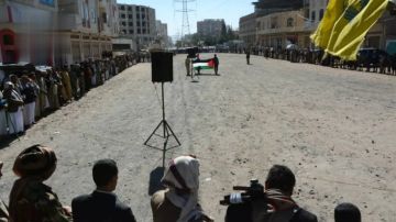 وقفة قبلية مسلحة في صنعاء الجديدة تأكيدا للجهوزية والاستنفار