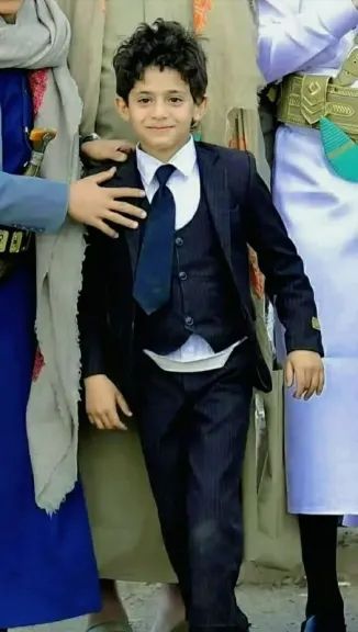 حادث مروع ينهي حياة طفل في صنعاء.. ووالده يفاجئ الجميع بموقف مؤثر