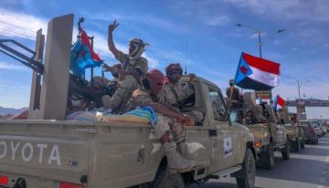 شرق اليمن أمام معادلة جديدة.. الانتقالي يملأ الفراغ ويعيد هندسة النفوذ في حضرموت شرق اليمن أمام معادلة جديدة.. الانتقالي يملأ الفراغ ويعيد هندسة النفوذ في حضرموت