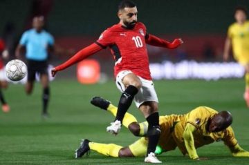 ليفربول يحتفل بهدف محمد صلاح في زيمبابوي