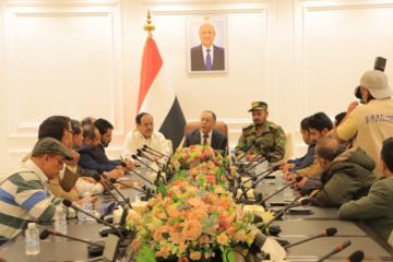 وزير الصناعة: تمويل الاستيراد بمليار و665 مليون دولار دون المساس بالاحتياطي المركزي وزير الصناعة: تمويل الاستيراد بمليار و665 مليون دولار دون المساس بالاحتياطي المركزي