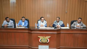 وزير المالية يلتقي مصنعي وتجار الرخام والجرانيت