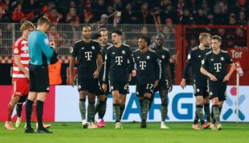 أسلحة برلين الفاسدة تؤهل بايرن ميونخ في كأس ألمانيا