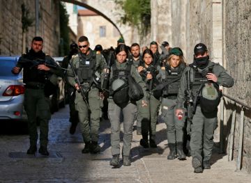 لوموند: إسرائيل تفرض نظاما غير مسبوق من الإرهاب في الضفة الغربية لوموند: إسرائيل تفرض نظاما غير مسبوق من الإرهاب في الضفة الغربية