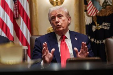 ترامب يطالب الأمريكيين بعدم القلق ومواصلة الاحتفال بعيد حانوكا ترامب يطالب الأمريكيين بعدم القلق ومواصلة الاحتفال بعيد حانوكا