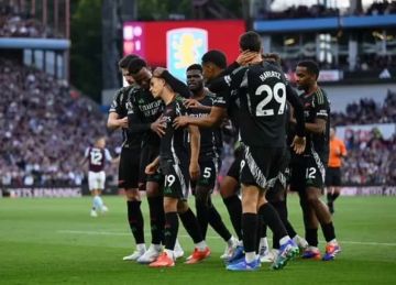 قمة نارية بين أرسنال وأستون فيلا.. إليك القنوات الناقلة والبث المباشر قمة نارية بين أرسنال وأستون فيلا.. إليك القنوات الناقلة والبث المباشر