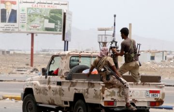 مصدر عسكري: وصول كتيية الحماية الرئاسية إلى مارب قادمة من قصر معاشيق بعدن مصدر عسكري: وصول كتيية الحماية الرئاسية إلى مارب قادمة من قصر معاشيق بعدن