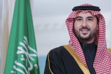 اجتماع هام بين وزير الدفاع السعودي ومسؤول أمريكي لمناقشة أوضاع الشرق الأوسط