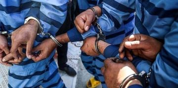 الأمن الايراني يعتقل عناصر من الحركة الملكية عملاء للكيان الصهيوني الأمن الايراني يعتقل عناصر من الحركة الملكية عملاء للكيان الصهيوني