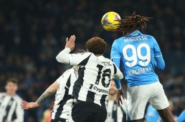 نابولي يهزم يوفنتوس بالدوري الإيطالي