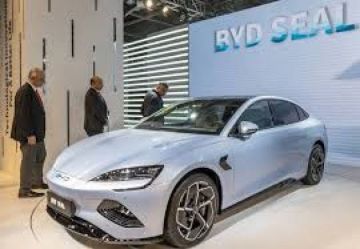 تراجع مبيعات بي واي دي للشهر الثالث على التوالي