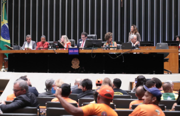 البرازيل تؤكد موقفها الثابت في دعم فلسطين خلال جلسة اليوم العالمي لحقوق الإنسان البرازيل تؤكد موقفها الثابت في دعم فلسطين خلال جلسة اليوم العالمي لحقوق الإنسان