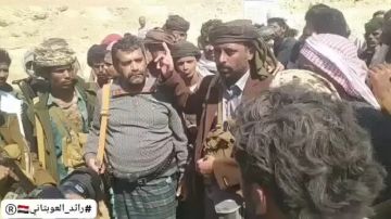 انفجار الوضع في حضرموت.. قوات الانتقالي تهاجم قوات حماية حضرموت .. والشيخ عمرو بن حبريش يتصدر التعزيزات ويتوعد (فيديو) انفجار الوضع في حضرموت.. قوات الانتقالي تهاجم قوات حماية حضرموت .. والشيخ عمرو بن حبريش يتصدر التعزيزات ويتوعد (فيديو)