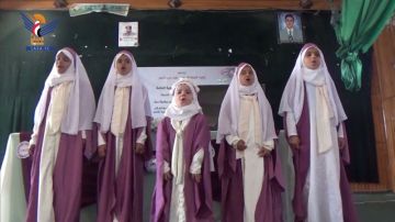 فعالية في جامعة حجة بذكرى ميلاد فاطمة الزهراء فعالية في جامعة حجة بذكرى ميلاد فاطمة الزهراء