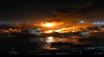 قصف ميناء المكلا يفضح فشل الاستراتيجيات السعودية وسط زيف التبريرات