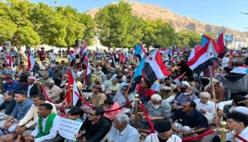 صور - بدء توافد المشاركين في مليونية المكلا لدعم القوات الجنوبية والمطالبة بإعلان الدولة