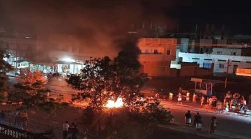 أزمة الكهرباء تضرب حضرموت وعدن.. توقف الغاز ونفاد الوقود يغرق المدينتين في الظلام أزمة الكهرباء تضرب حضرموت وعدن.. توقف الغاز ونفاد الوقود يغرق المدينتين في الظلام