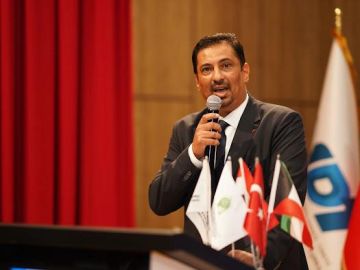 الوكيل الجفري يهنئ مؤسسة حضرموت تنمية بشرية بمناسبة فوزها بجائزة حمدان بن راشد للعلوم الطبية والتربوية الوكيل الجفري يهنئ مؤسسة حضرموت تنمية بشرية بمناسبة فوزها بجائزة حمدان بن راشد للعلوم الطبية والتربوية