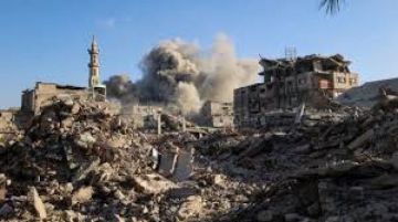 الجيش الإسرائيلي يستهدف قياديا بارزا بحماس في غارة على غزة الجيش الإسرائيلي يستهدف قياديا بارزا بحماس في غارة على غزة