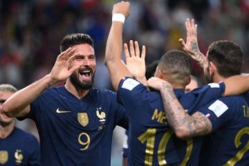 الحكم على سان جرمان بدفع 59.6 مليون يورو لمبابي كمكافآت ورواتب غير مدفوعة الحكم على سان جرمان بدفع 59.6 مليون يورو لمبابي كمكافآت ورواتب غير مدفوعة