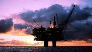 زيادة منصات التنقيب عن النفط في أمريكا بمقدار 6 زيادة منصات التنقيب عن النفط في أمريكا بمقدار 6