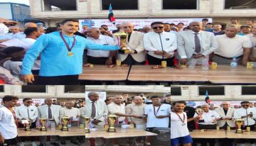 سباحو عدن يحصدون المراكز الثلاثة الأولى..                                
                              اختتام مميز لبطولة عدن المفتوحة للسباحة بنسختها الـ13 على رصيف السواح بميناء التواهي