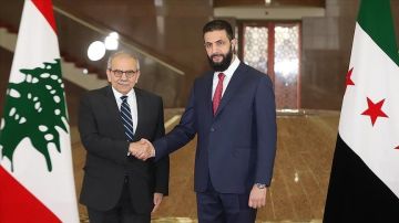 الدوحة.. الشرع ورئيس وزراء لبنان يبحثان تطوير العلاقات الثنائية الدوحة.. الشرع ورئيس وزراء لبنان يبحثان تطوير العلاقات الثنائية