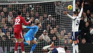 ليفربول ينجو من ريمونتادا توتنهام 