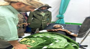 الجفري ولمروق يتفقدان جرحى القوات الجنوبية في مستشفى بن زايد بعتق الجفري ولمروق يتفقدان جرحى القوات الجنوبية في مستشفى بن زايد بعتق