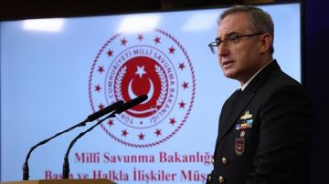 الدفاع التركية: على المجتمع الدولي التحرك بحزم ضد عدوان إسرائيل بالمنطقة الدفاع التركية: على المجتمع الدولي التحرك بحزم ضد عدوان إسرائيل بالمنطقة