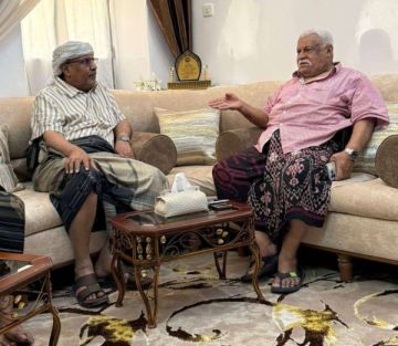 مليشيا الانتقالي تحاول مداهمة منزل قائد المنطقة العسكرية الثانية سابقا مليشيا الانتقالي تحاول مداهمة منزل قائد المنطقة العسكرية الثانية سابقا