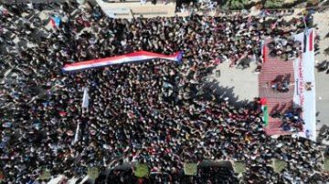 أبناء شبوة يواصلون الاحتشاد في عتق للمطالبة بإعلان دولة الجنوب