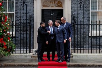 ميك والاس: الحرب تصب في مصلحة النخبة وأوروبا تدفع الثمن ميك والاس: الحرب تصب في مصلحة النخبة وأوروبا تدفع الثمن