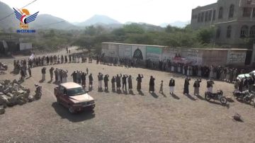 أبناء عزلة بني منصور بالحيمة الخارجية يعلنون النفير والجهوزية لمواجهة العدو أبناء عزلة بني منصور بالحيمة الخارجية يعلنون النفير والجهوزية لمواجهة العدو