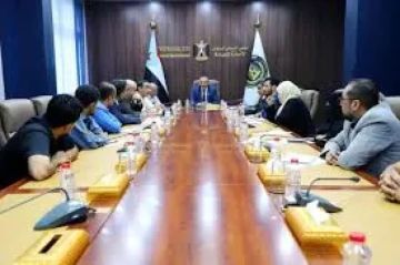  انقسام داخلي يهدد بقاء الانتقالي؟ سياسي سعودي يكشف التشظي للمليشيات في حضرموت والمهرة 