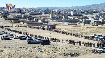 وقفة قبلية مسلحة بمديرية سنحان تأكيدا للجهوزية والاستنفار وقفة قبلية مسلحة بمديرية سنحان تأكيدا للجهوزية والاستنفار