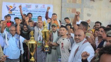 تكريم بطل دوري الشهيد الغماري لكرة القدم بالحديدة