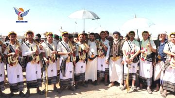 عرس جماعي لـ 42 عريسا وعروسا بمنطقة السويداء في ميفعة عنس بذمار