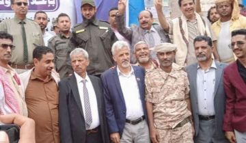 محافظ لحج يزور ساحة الاعتصام تأييدا للقوات المسلحة الجنوبية محافظ لحج يزور ساحة الاعتصام تأييدا للقوات المسلحة الجنوبية