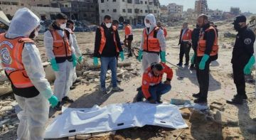 الدفاع المدني بغزة يبدأ ترقيم الشهداء المجهولين وأخذ عينات DNA الدفاع المدني بغزة يبدأ ترقيم الشهداء المجهولين وأخذ عينات DNA