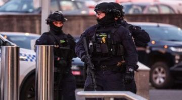 مقتل 10 أشخاص في إطلاق نار استهدف احتفالا يهوديا في سيدني مقتل 10 أشخاص في إطلاق نار استهدف احتفالا يهوديا في سيدني