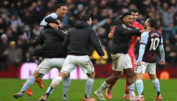 أستون فيلا يسقط آرسنال بفوز درامي.. ويقدم هدية للسيتي