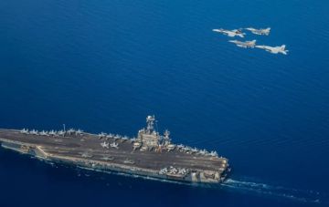 كشف إسرائيلي: حاملة الطائرات الأمريكية ترومان تكبدت خسائر 100 مليون دولار بصواريخ يمنية كشف إسرائيلي: حاملة الطائرات الأمريكية ترومان تكبدت خسائر 100 مليون دولار بصواريخ يمنية