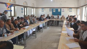 لقاء تربوي موسع بإب يناقش آليات تطوير البرامج التربوية