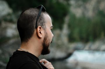 أمل جديد للرجال.. علاج ثوري يظهر نتائج مذهلة في استعادة الشعر المفقود أمل جديد للرجال.. علاج ثوري يظهر نتائج مذهلة في استعادة الشعر المفقود